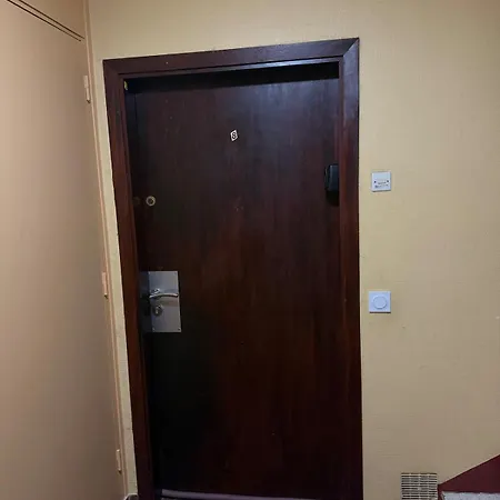 Grand 2 Lumineux Et Moderne A *