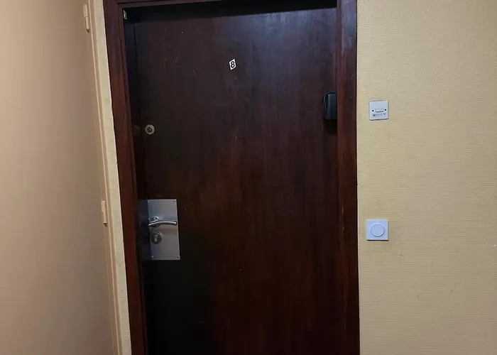 Grand 2 Lumineux Et Moderne A *